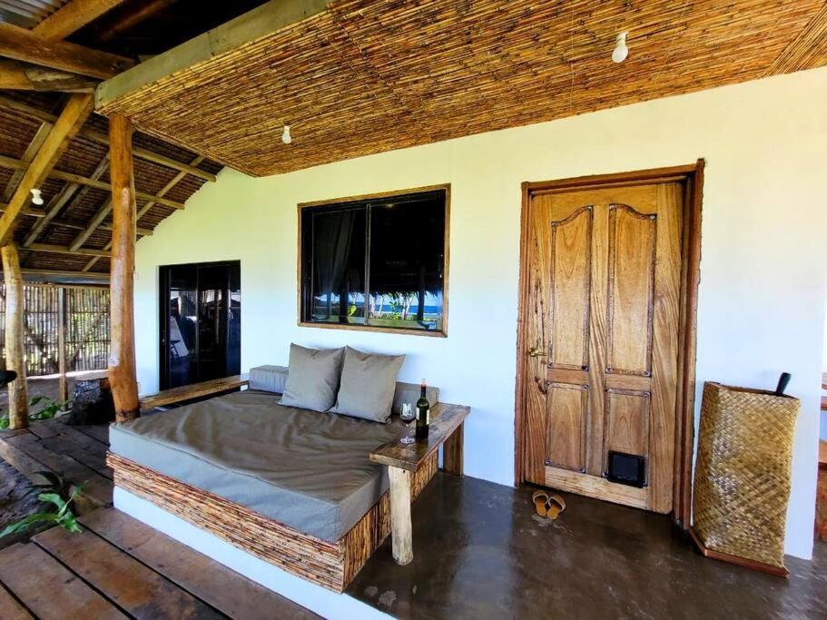 Tarzans House Villa General Luna  Exterior photo